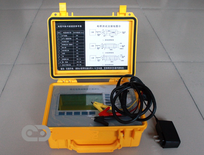 1． 脈沖反射測(cè)試法：●最大量程8km，可以根據(jù)電纜長(zhǎng)度選擇適合的量程。●測(cè)試盲區(qū)：0m●測(cè)試精度： 量程小于2km時(shí)為1m 量程大于2km時(shí)為8m●脈沖寬度：80ns-10μs自動(dòng)調(diào)節(jié)●阻抗平衡自動(dòng)調(diào)節(jié)●增益調(diào)節(jié)：自動(dòng)和手動(dòng)相結(jié)合