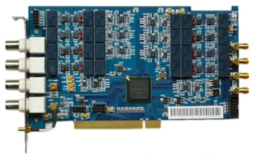 轉(zhuǎn)換精度：24bits 采樣率：100Ksps；A/D轉(zhuǎn)換器個數(shù)：8片；通道數(shù)：并行8通道；采集方式：同步采集；觸發(fā)方式：內(nèi)觸發(fā)、模擬外觸發(fā)；時鐘源選項：支持板內(nèi)時鐘和板外時鐘；擬量輸入方式：差分模擬輸入；FIFO深度：4Ksa/ch~32Ksa/ch
 