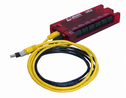 · 14 路模擬輸入（ 12-16 位分辨率）
· ±5V 或 0-5V 模擬輸入范圍 
· 支持軟件或硬件定時采樣 
· 模擬數(shù)據(jù)采集速率高達 50KHZ 
· 2 個模擬輸出（ 12 位） 
· 2 個計數(shù)器（ 32 位） 
· 6 個定時器 
