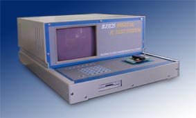 采用模塊化結(jié)構(gòu)而開發(fā)的模擬電路測試系統(tǒng)，可測試A/D，D/A，集成運放，電壓比較器，模擬開關(guān)等模擬器件。