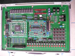本實(shí)驗(yàn)裝置是在世界銀行貸款招標(biāo)標(biāo)書(shū)要求的基礎(chǔ)上設(shè)計(jì)并有所突破，廣泛適用于教學(xué)和科研，面向本科教育、研究生教育及科研開(kāi)發(fā)。