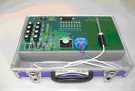 用多種軟件構(gòu)建虛擬儀器測(cè)量測(cè)控系統(tǒng)，含接口卡、各類(lèi)傳感器和執(zhí)行機(jī)構(gòu)及調(diào)理電路等硬件。