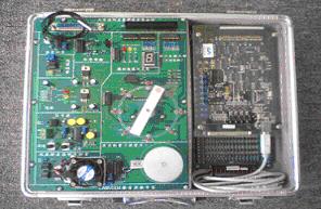 用多種軟件構(gòu)建虛擬儀器測(cè)量測(cè)控系統(tǒng)，含接口卡、各類(lèi)傳感器和執(zhí)行機(jī)構(gòu)及調(diào)理電路等硬件。